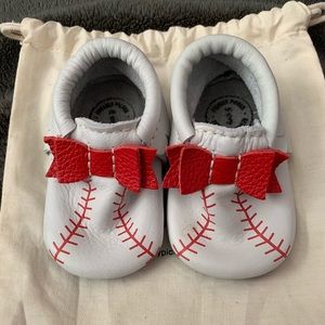 BNWT size 3 home run mini sole